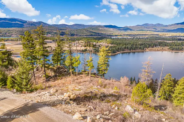 NNA Luna Ridge Dr, Sagle, ID 83860