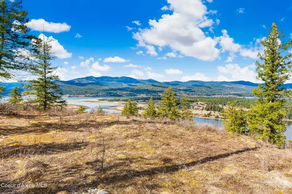 NNA Luna Ridge Dr, Sagle, ID 83860