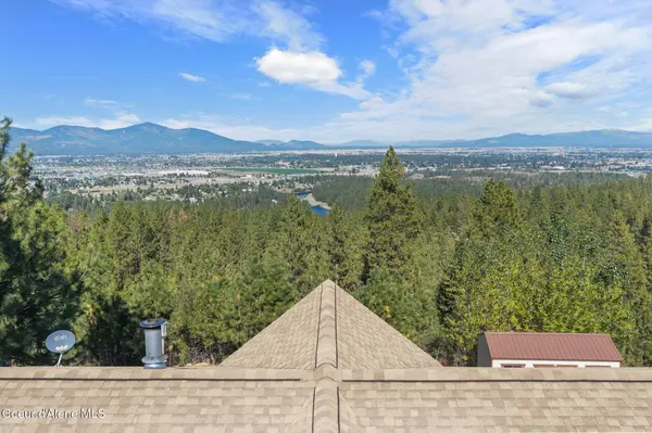 14760 W Aloysius Dr, Post Falls, ID 83854
