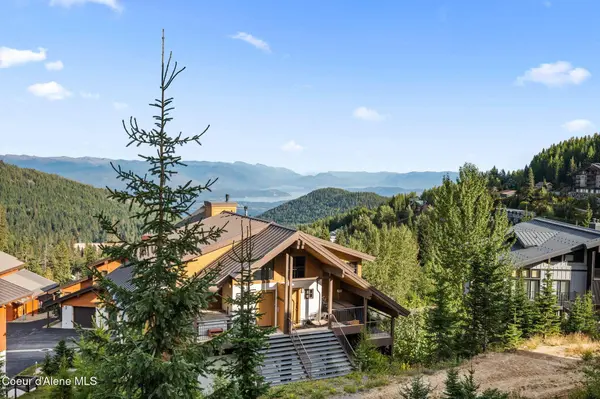 135 Chutes LN, Sandpoint, ID 83864