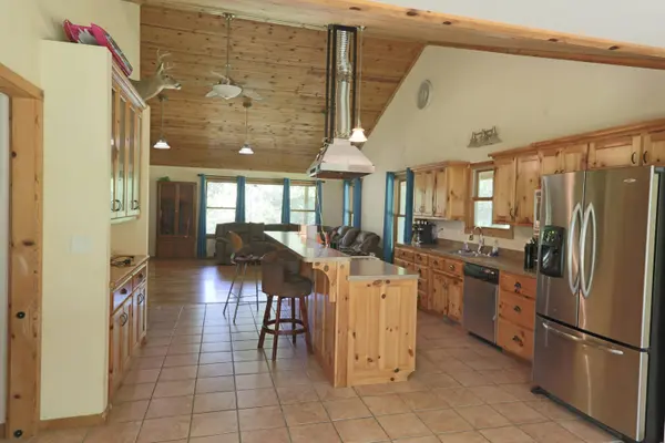 324 Temple Hill DR, Fordland, MO 65652
