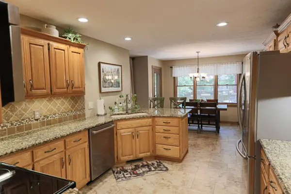 2336 W Camino Alto ST, Springfield, MO 65810
