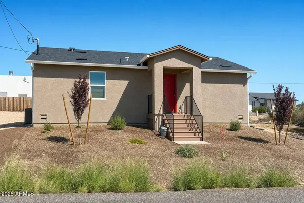 20526 E CEDAR CANYON Drive #1, Mayer, AZ 86333