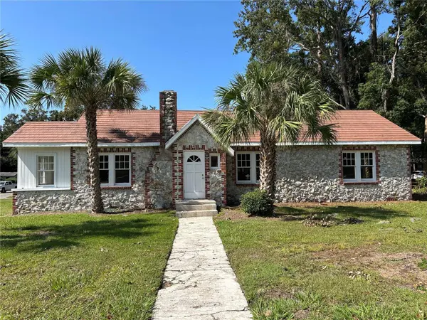 1008 NW 13TH ST, Gainesville, FL 32601