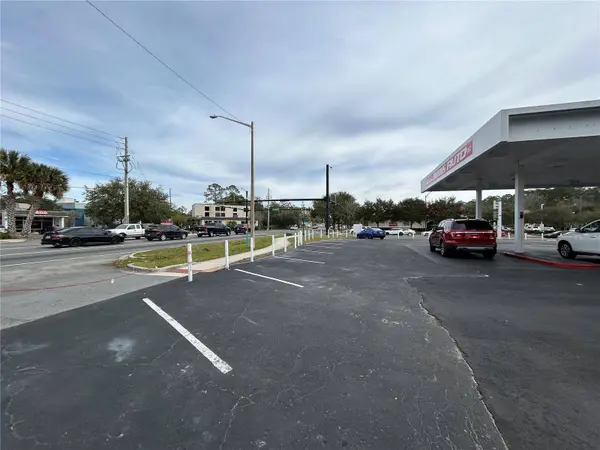 1516 N MAIN ST, Gainesville, FL 32601
