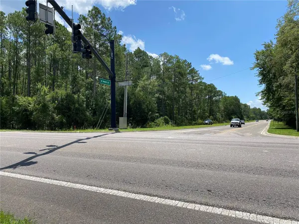 Corner of N Main St and NE 53RD AVE, Gainesville, FL 32609