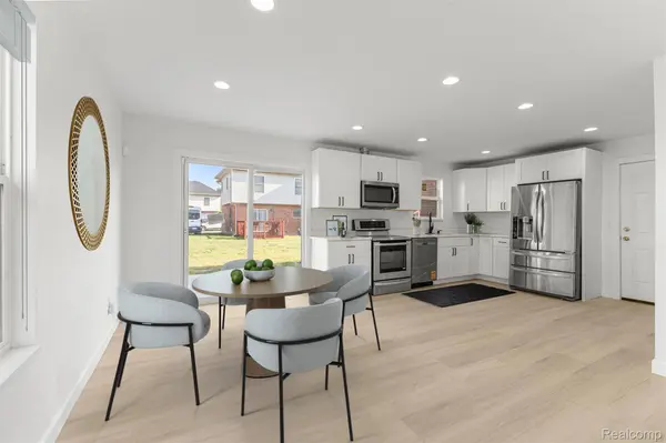 28264 Fortson LN, Inkster, MI 48141