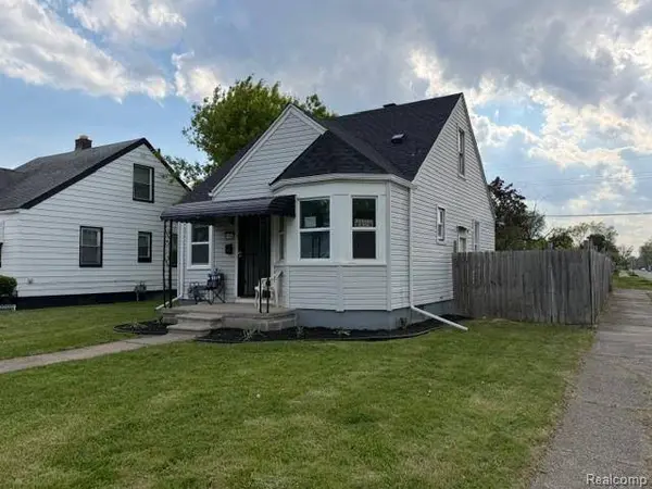 8115 Grandville AVE, Detroit, MI 48228
