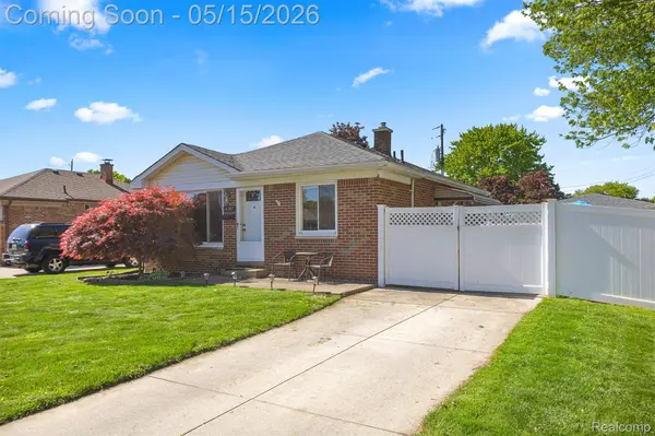 16187 Regina AVE, Allen Park, MI 48101