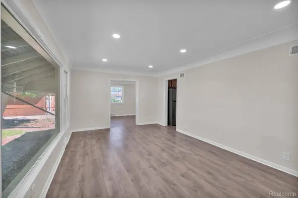 4453 Culver ST, Dearborn Heights, MI 48125