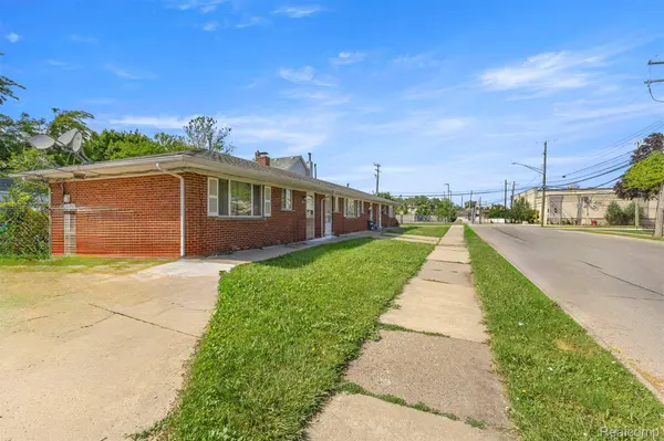 2056 Lafayette BLVD, Lincoln Park, MI 48146