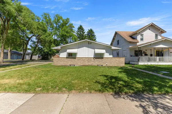 4077 Columbus ST, Wayne, MI 48184