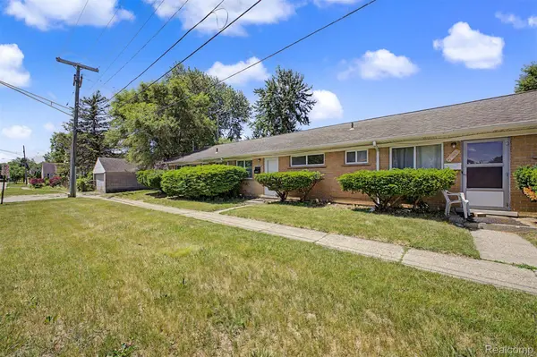 34503 Glenwood RD, Wayne, MI 48184