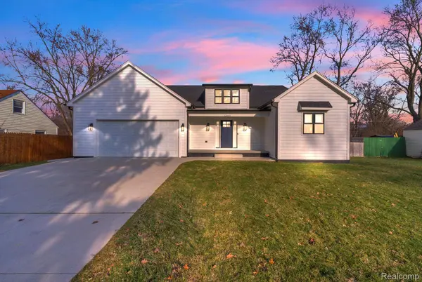 22664 Colgate ST, Farmington Hills, MI 48336