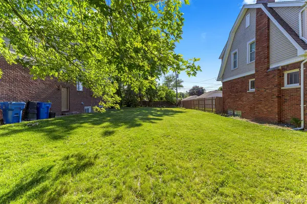 0000 Kingsbury ST, Dearborn Heights, MI 48127