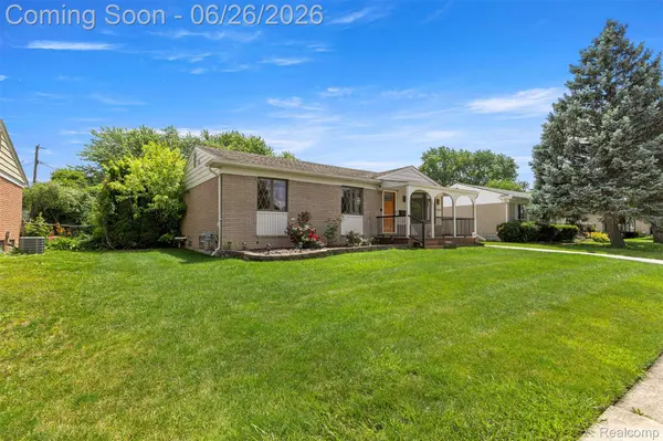 2168 Garry DR, Troy, MI 48083