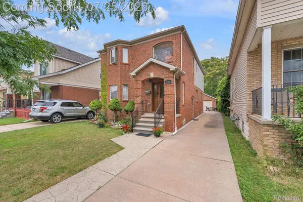 5294 Bingham ST, Dearborn, MI 48126