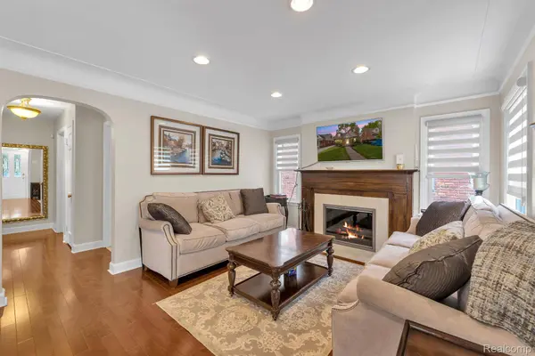 430 S Melborn ST, Dearborn, MI 48124