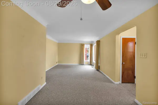 141 Robindale AVE, Dearborn, MI 48128