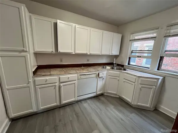 16605 Stansbury ST, Originalcity, MI 48235