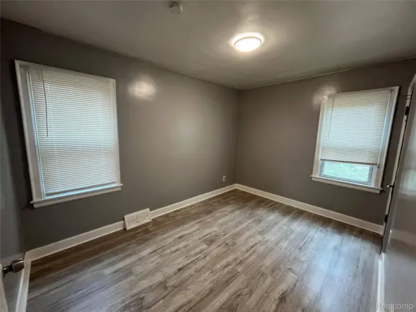 16605 Stansbury ST, Originalcity, MI 48235