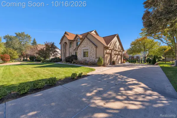 36959 Clarita ST, Livonia, MI 48152