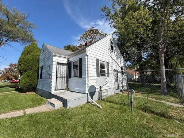 18000 Asbury PARK, Detroit, MI 48235