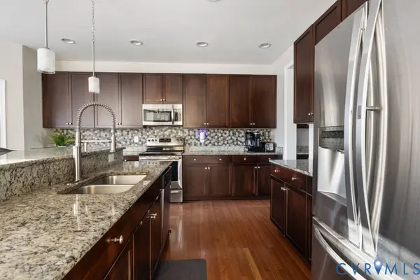 9119 Colonnade CIR, Ashland, VA 23005