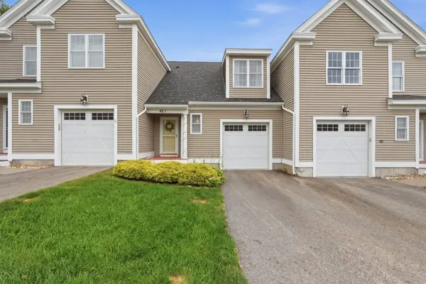 42 Longview Cir #B, Ayer, MA 01432