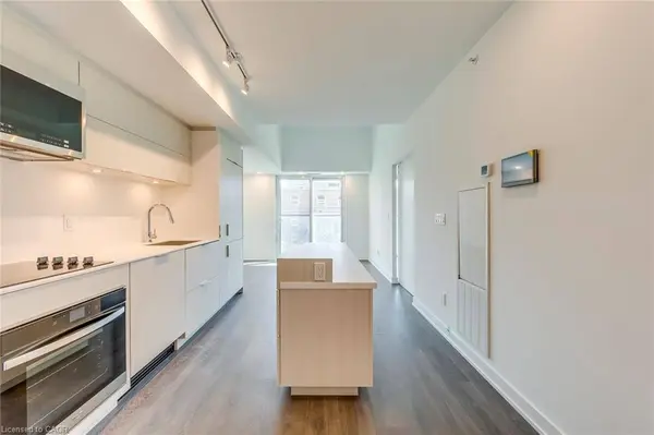 370 Martha Street #303, Burlington, ON L7R 0G9