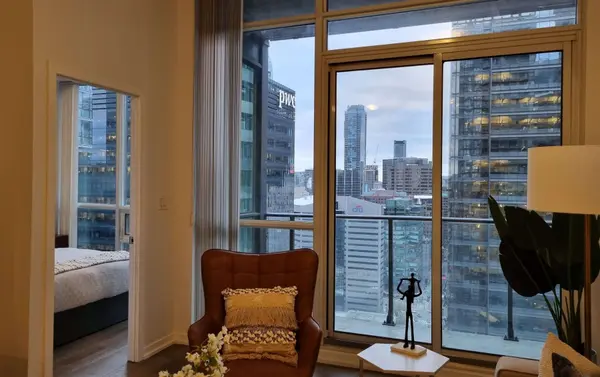 55 Bremner BLVD #2802, Toronto C01, ON M5J 0A6
