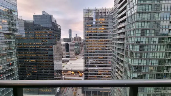 55 Bremner BLVD #2802, Toronto C01, ON M5J 0A6