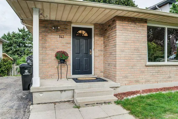 143 Sunrise PL, Kitchener, ON N2B 3S8