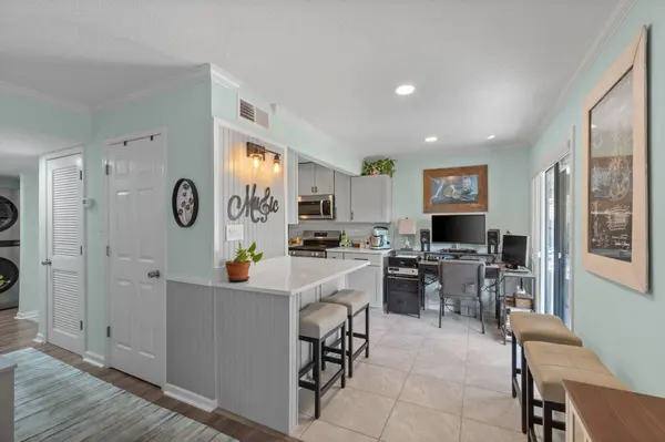 256 N Driftwood Bay #UNIT 42A, Miramar Beach, FL 32550