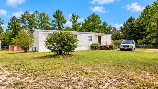 816 Caswell RD, Defuniak Springs, FL 32433