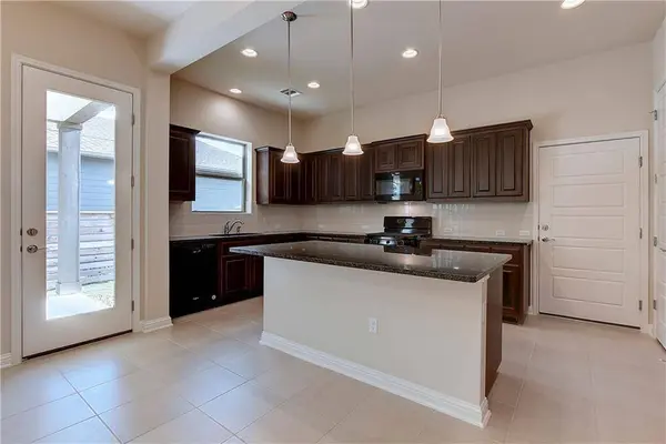 6907 Idea RD, Austin, TX 78741