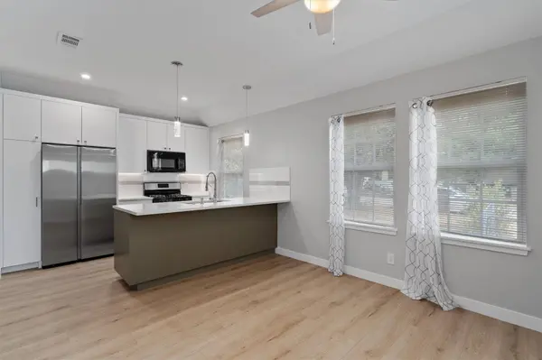 10004 1/2 Gail RD, Austin, TX 78748