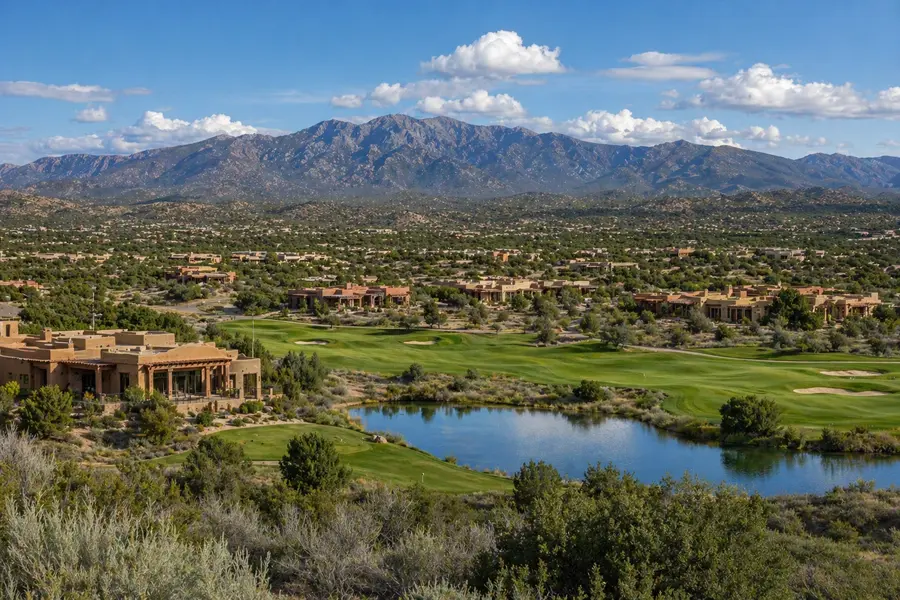 Las Campanas