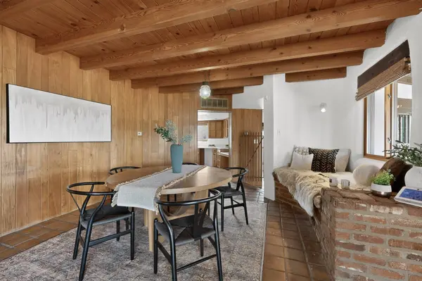 31 Entrada, Santa Fe, NM 87507