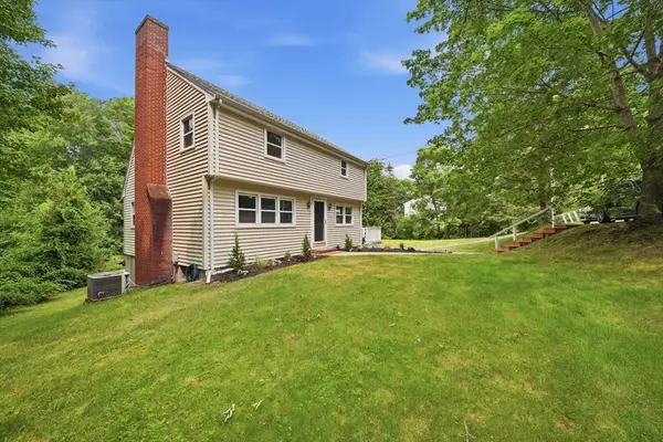 239 W Main St, Westborough, MA 01581