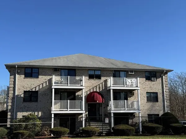 8 Kenmar Dr #58, Billerica, MA 01821