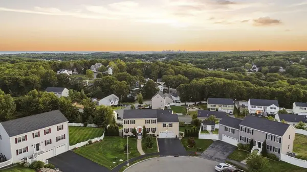 1 Tsitsinos Dr, Peabody, MA 01906