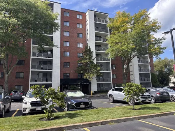 12 Ninth St #801, Medford, MA 02155