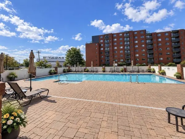 12 Ninth St #801, Medford, MA 02155