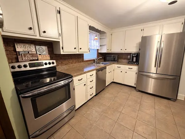 14 Highland Park, Peabody, MA 01960