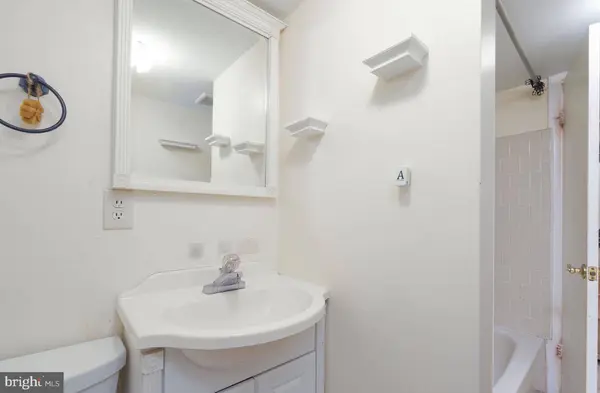 12512 CIRCLE, Rockville, MD 20850