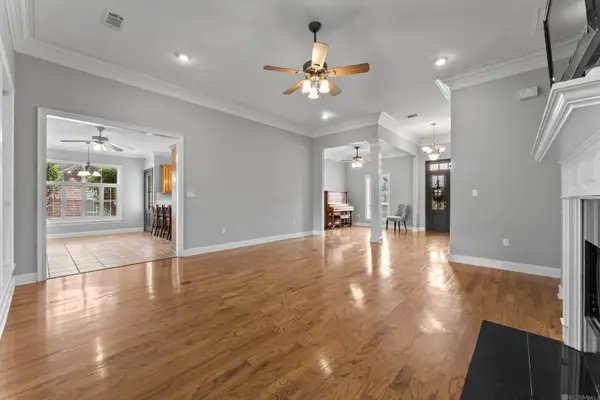36494 Page Dr, Denham Springs, LA 70706