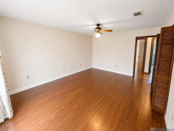 1834 Gamwich Rd, Baton Rouge, LA 70810