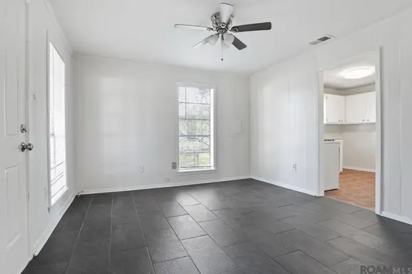 2402 Louisiana Ave