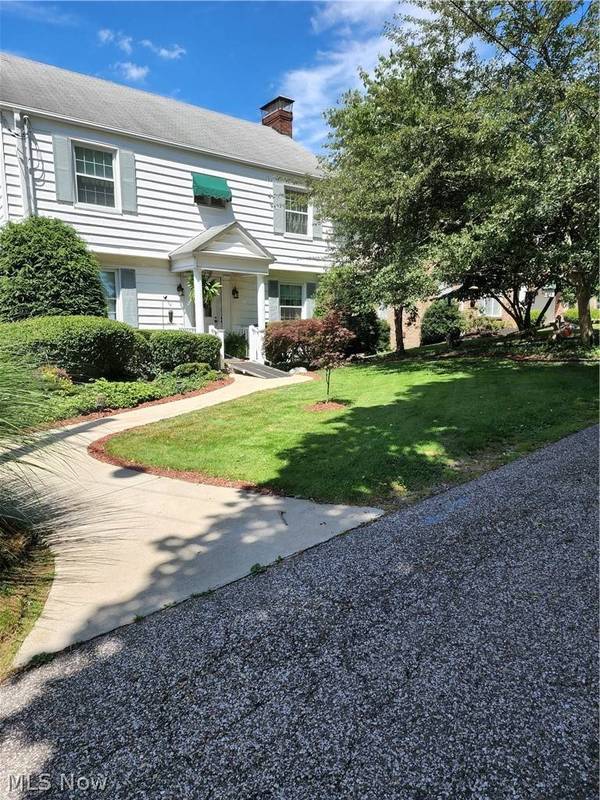 105 Pine Knoll TER, St Clairsville, OH 43950